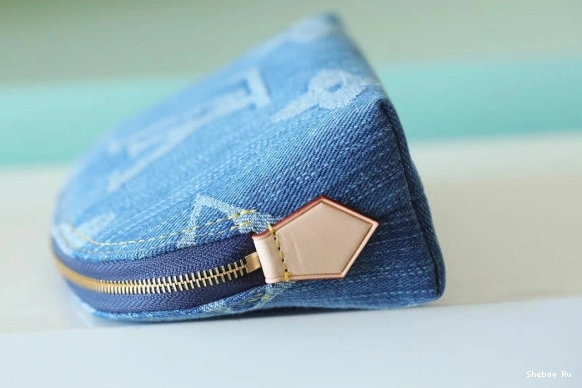 Pochette Louis Vuitton Cosmétique PM 0817